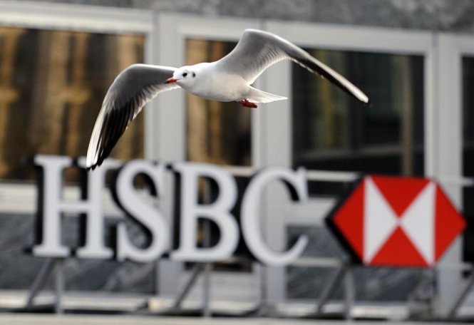 HSBC bị cáo buộc giúp khách hàng tại 200 quốc gia và lãnh thổ trốn thuế - Ảnh: AFP