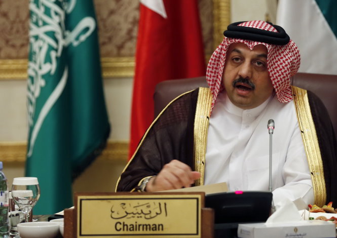 Ngoại trưởng Qatar, ông Khalid bin Mohamed Al-Attiyah - Ảnh: Reuters