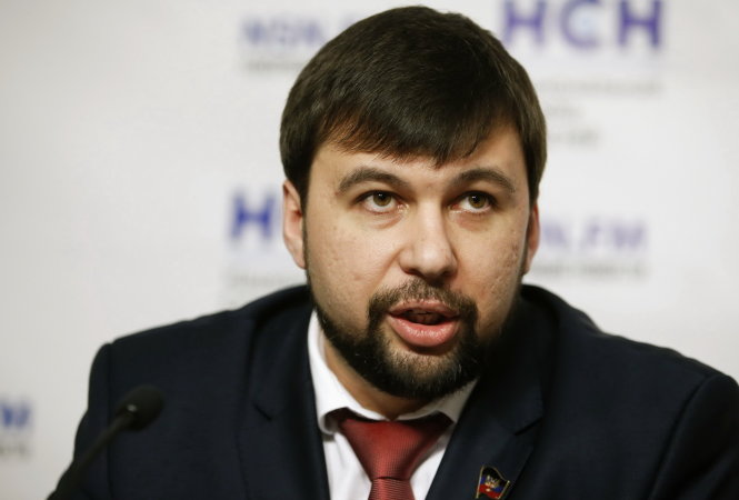Denis Pushilin, đại diện cho Cộng hòa tự xưng Donetsk tại buổi 1 họp báo ở Moscow - Ảnh: Reuters