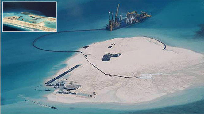 Trung Quốc lấn biển xây đảo nhân tạo trái phép ở đảo Gạc Ma và tại bãi đá Chữ Thập (ảnh nhỏ) - Ảnh: AFP - CSIS