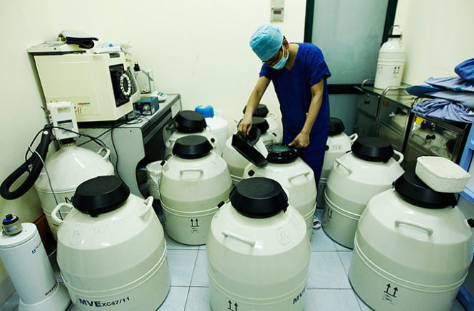 Kho lưu trữ tinh trùng tại Trung tâm Hỗ trợ sinh sản Bệnh viện Phụ sản T.Ư - Ảnh: Nguyễn Khánh