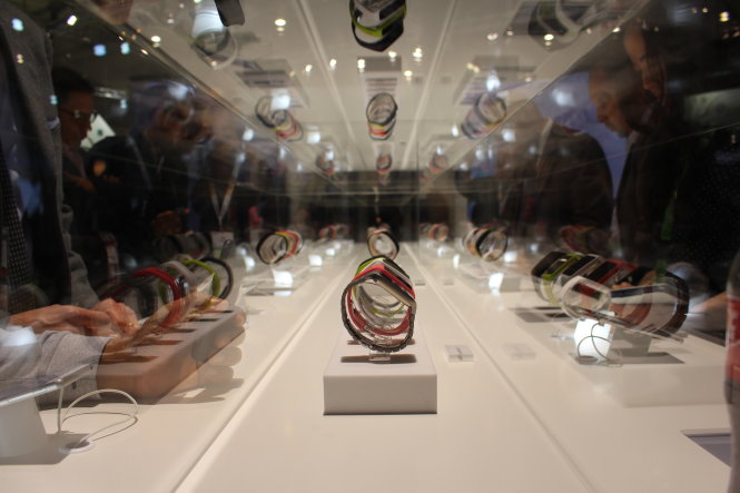 Đồng hồ thông minh Sony trưng bày tại MWC 2015 - Ảnh: Neowin