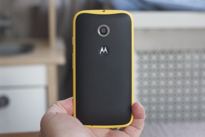 Mặt lưng máy Motorola Moto E 2015 - Ảnh: IGN