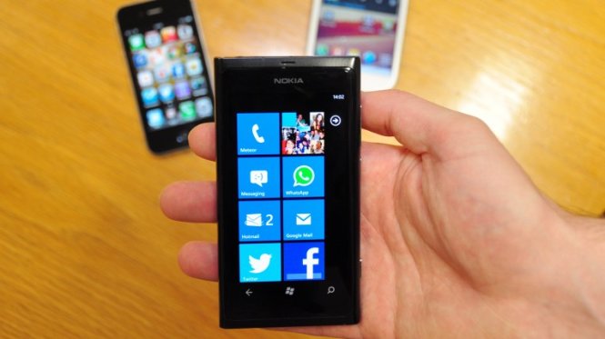 Microsoft Lumia 430 - Ảnh: memuruz.net
