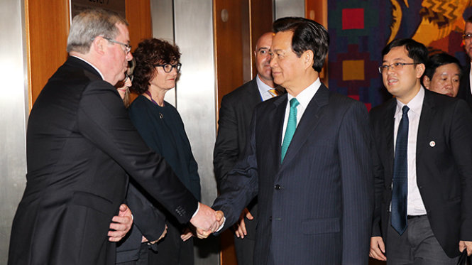 Thủ tướng Nguyễn Tấn Dũng gặp gỡ lãnh đạo một số doanh nghiệp hàng đầu của Úc tại thành phố Sydney ngày 17-3 - Ảnh: TTXVN