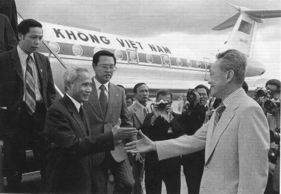 Thủ tướng Phạm Văn Đồng thăm Singapore năm 1978 - Ảnh tư liệu
