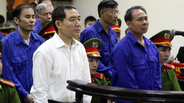 Dương Chí Dũng (trái) và Mai Văn Phúc (phải) đều đã bị kết án tử hình bằng bản án có hiệu lực pháp luật - Ảnh: Tư liệu Tuổi Trẻ