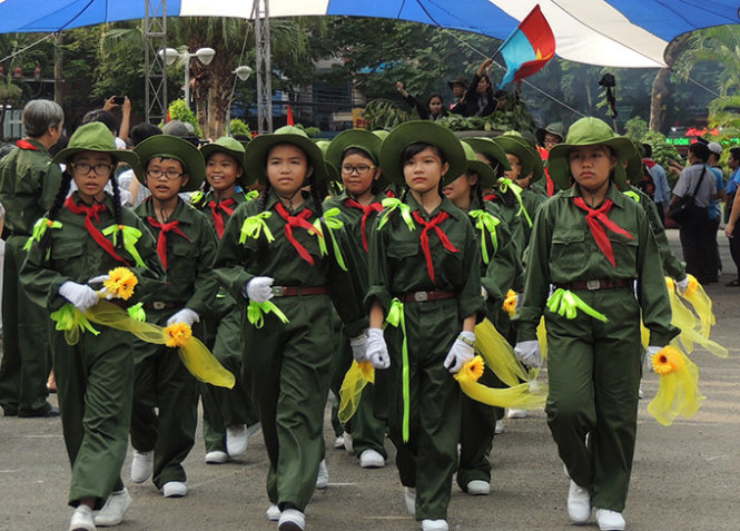 	Các đơn vị diễu hành tái hiện các lực lượng binh chủng - Ảnh: Thanh Thảo