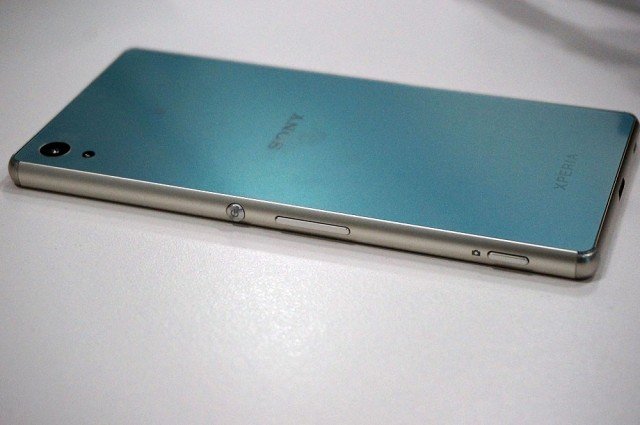Sony Xperia Z4 phiên bản màu xanh - Ảnh: Xperia Blog
