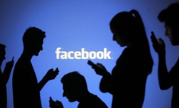 Người dùng mạng xã hội trên di động tăng mạnh thúc đẩy doanh thu quảng cáo di động của Facebook trong Q1, chiếm 73% trong 3,32 tỉ USD - Ảnh: Internet