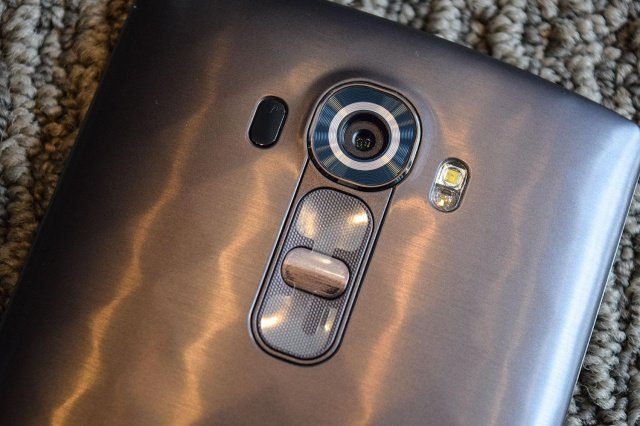 Camera và đèn flash LED của LG G4 - Ảnh: Digital Trends