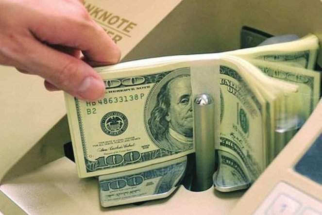 Giá bán USD bằng mức trần 21,673 đồng - Ảnh minh họa TTO