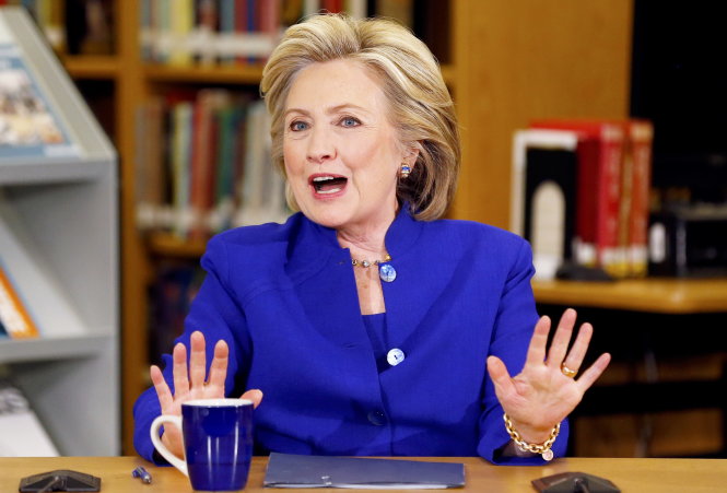 Bà Clinton trong chuyến vận động tranh cử ở Las Vegas - Ảnh:  Reuters