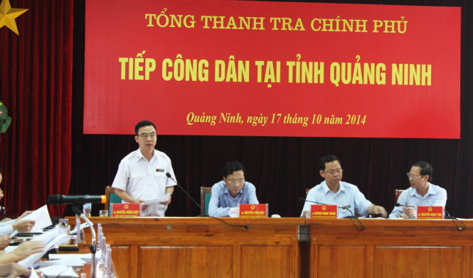 Tổng thanh tra Chính phủ Huỳnh Phong Tranh về tiếp công dân tại Quảng Ninh - Ảnh: T.L.