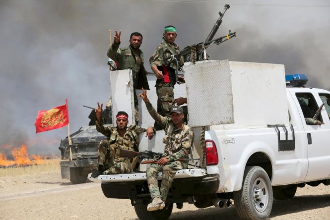 Các dân quân al-Hashd al-Shaabi tham gia chiến dịch giải phóng 2 tỉnh Anbar và Salaheddin - Ảnh: Reuters