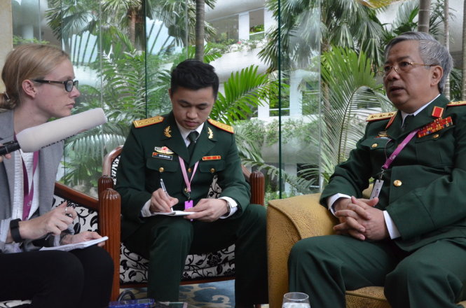 Thượng tướng Nguyễn Chí Vịnh trả lời phỏng vấn Reuters