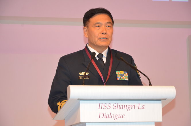 Đô đốc Trung Quốc Tôn Kiến Quốc trả lời vòng vo, tránh né về vấn đề biển Đông - Ảnh: Quỳnh Trung