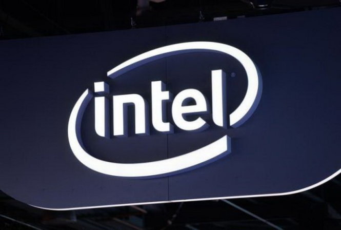 Intel mua Altera để lấn sân sang thị trường chip cho data center - Ảnh: Reuters