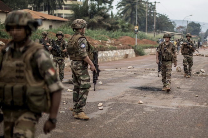 Những binh lính Pháp ở Bangui, Cộng hòa Trung Phi từng bị cáo buộc xâm hại và lạm dụng tình dục trẻ em ở Cộng hòa Trung Phi - Ảnh: AFP