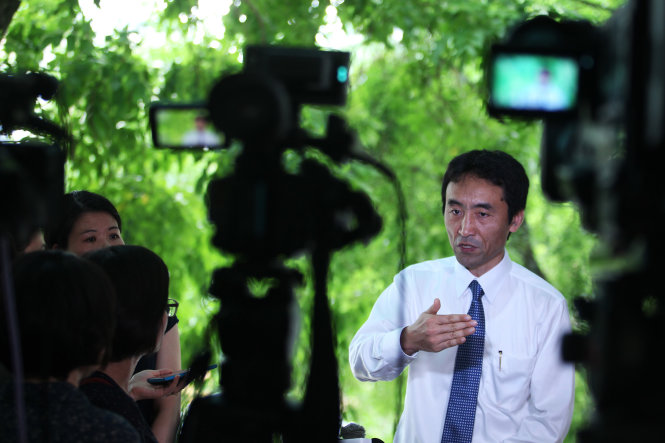 Ông Masaya Kato - điều phối viên nhóm các bệnh truyền nhiễm, Tổ chức Y tế thế giới tại Việt Nam - phát biểu với báo chí tại buổi hội nghị trực tuyến chiều 8-6 - Ảnh: Nguyễn Khánh