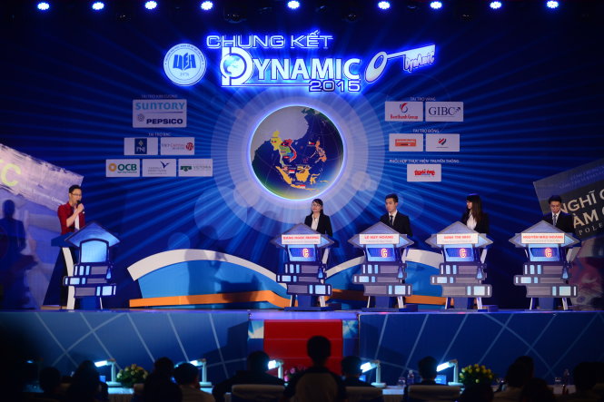 Cuộc thi Dynamic 2015, một trong những sân chơi học thuật hiếm hoi dành cho giới sinh viên có đề cập đến AEC - Ảnh: Quang Định
