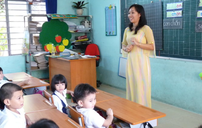 Một tiết học ở Trường tiểu học Đinh Tiên Hoàng – ngôi trường tiểu học thuộc diện “hot” ở quận 9. Ảnh: H.HG