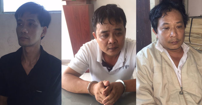 Từ trái sang: Huỳnh Hữu Hiếu, Cao Văn Sang và Nguyễn Văn Hùng bị bắt giữ tại Công an Q.1, TP.HCM chiều 11-6 - Ảnh: Gia Minh