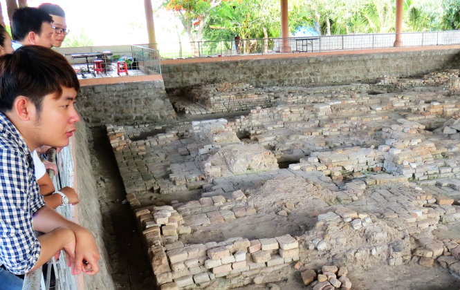 Nơi nhà khảo cổ học Malleret khai quật năm 1944 ở gò Cây Thị trên cánh đồng Óc Eo, Thoại Sơn (An Giang)Ảnh: Đ.VỊNH