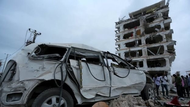  Al Shabab dùng xe tải chứa bom tấn công khách sạn Jazeera Palace Ảnh: Reuters
