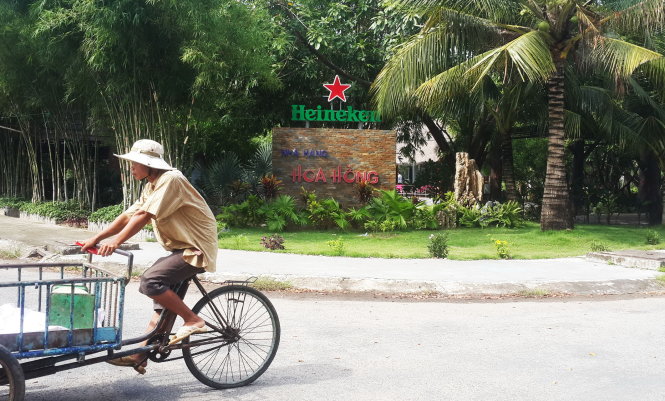 Công viên Nguyễn An Ninh biến thành nhà hàng Hoa Hồng Ảnh: K.NAM