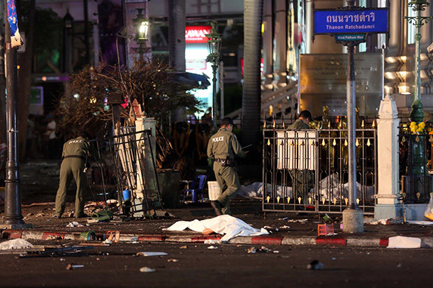 Hiện trường vụ đánh bom - Ảnh: Bangkok Post