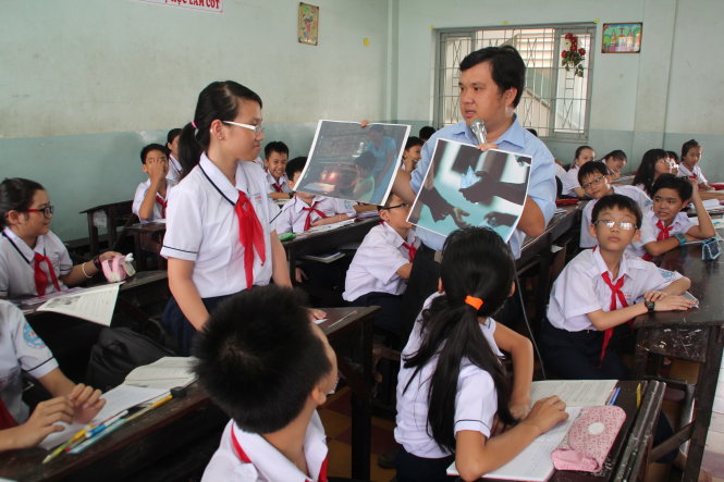 Một tiết dạy môn giáo dục công dân của thầy Trần Tuấn Anh tại lớp 6/6 Trường THCS Bạch Đằng, Q.3, TP.HCMẢnh: NHƯ HÙNG