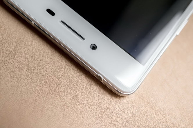 Bạn đang tìm kiếm một hình nền đẹp và sáng tạo cho điện thoại Oppo R7 Plus của mình? Đừng bỏ lỡ hình nền Oppo R7 Plus hút mắt với màu sắc nổi bật và thiết kế sang trọng. Hãy chiêm ngưỡng hình nền này ngay để tạo cho chiếc điện thoại của bạn một phong cách mới lạ và độc đáo.