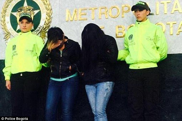 Trước đó, 2 phụ nữ cũng bị bắt vì sử dụng “Hơi thở của ác quỷ” để  cướp tiền tại Colombia - Ảnh: Daily Mail