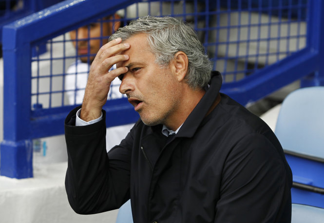 Ông Mourinho đang bất lực ở Chelsea  Ảnh: Reuters