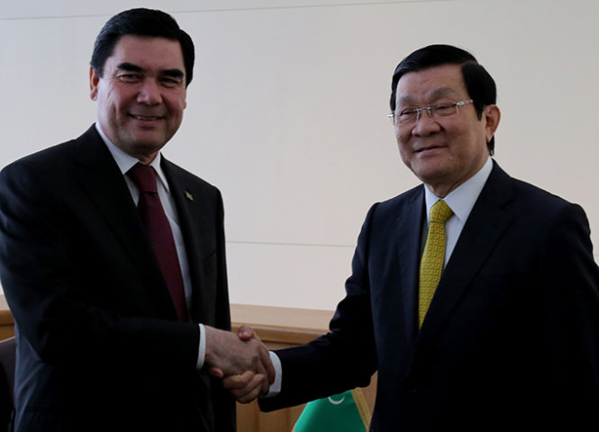 Chủ tịch nước Trương Tấn Sang gặp Tổng thống Turkmenistan Gurbanguly Berdimuhamedov - Ảnh: Giản Thanh Sơn