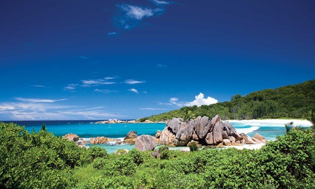 Những bãi biển ở Seychelles thật đẹp và quyến rũ - Ảnh: wanderlust.