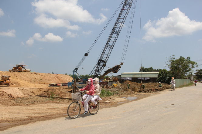 Dự án đường cao tốc Đà Nẵng - Quảng Ngãi đi qua xã Điện Thọ, thị xã Điện Bàn (Quảng Nam) - Ảnh: Trường Trung