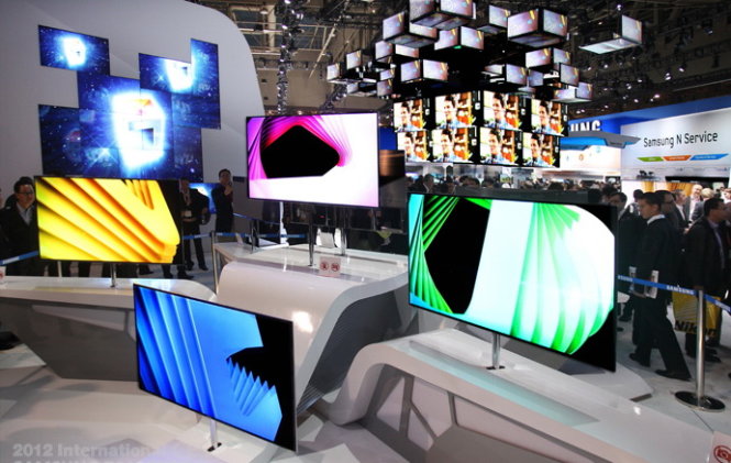 Tivi OLED của Samsung trưng bày tại triển lãm CES 2012 - Ảnh: Internet