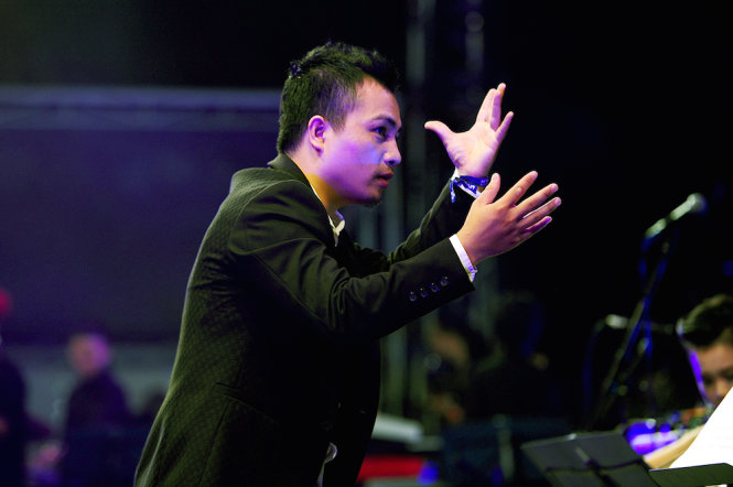 Nhạc trưởng Lưu Quang Minh - chỉ huy của dàn nhạc giao hưởng trẻ Maius Philharmonic - Ảnh: BTC