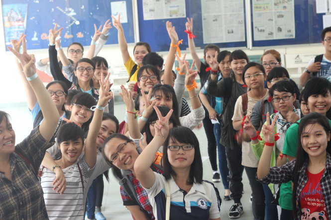 Các bạn sinh viên tham gia “Hành trình Sài Gòn” - Ảnh: Tâm An