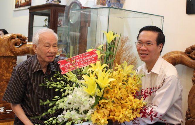 Ông Võ Văn Thưởng thăm ông Phạm Minh Tánh - Ảnh: M.Hoa