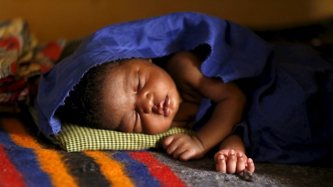 Trẻ sơ sinh Tanzania - Ảnh: Reuters
