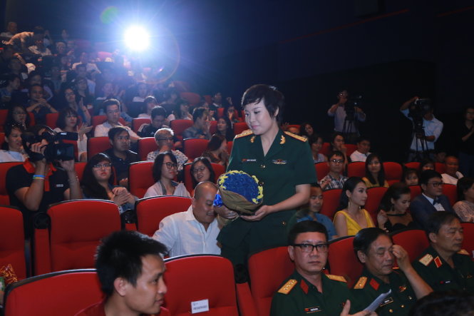 Người trở về và đạo diễn Đặng Thái Huyền ở TP.HCM - Ảnh: CGV