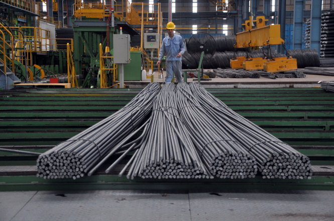 Thép xây dựng thành phẩm được sản xuất tại một nhà máy thép ở Bà Rịa - Vũng Tàu - Ảnh: ĐÔNG HÀ