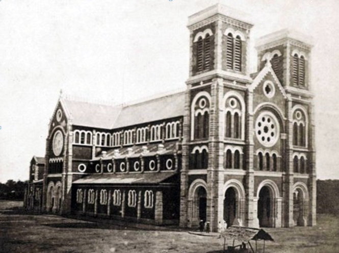 Nhà thờ Đức Bà năm 1880