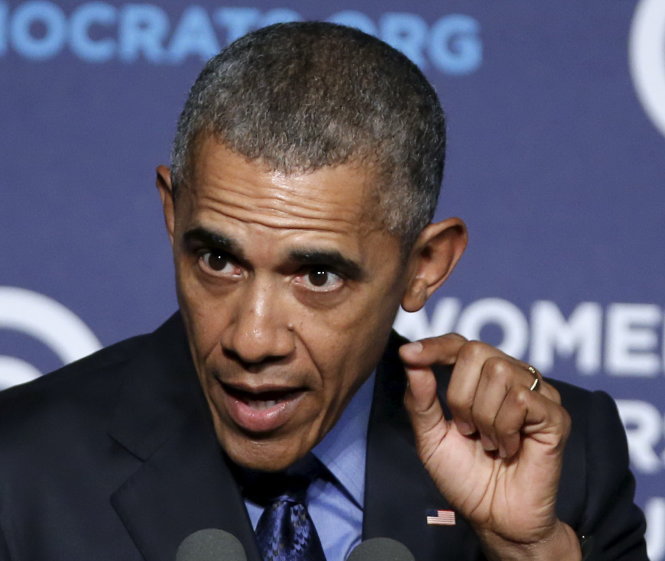 Tổng thống Obama khẳng định quá nhiều bài kiểm tra sẽ làm giảm niềm vui dạy và học - Ảnh: Reuters