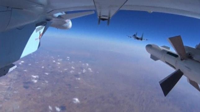Ảnh chụp từ một máy bay chiến đấu của Nga - Ảnh: Reuters