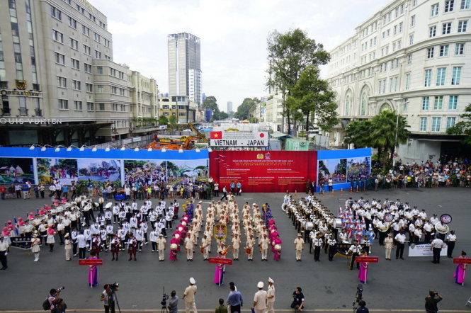 5 đoàn tham dự Nhạc hội cảnh sát thế giới lần thứ 20 tại TP.HCM sáng 14-11 - Ảnh: Quang Định