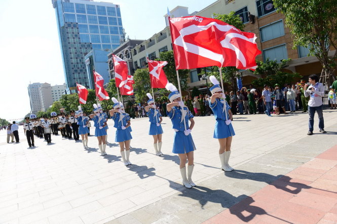 Đoàn nhạc cảnh sát Osaka, Nhật Bản biểu diễn tại nhạc hội cảnh sát thế giới lần thứ 20 tại TP.HCM sáng 14-11 - Ảnh: Quang Định